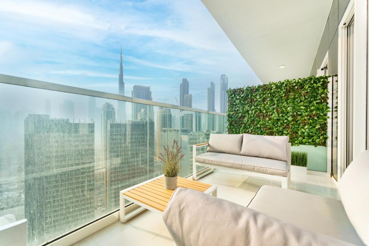 Luxury 1 Bedroom In Reva Business Bay By Pk Holidays Dubai