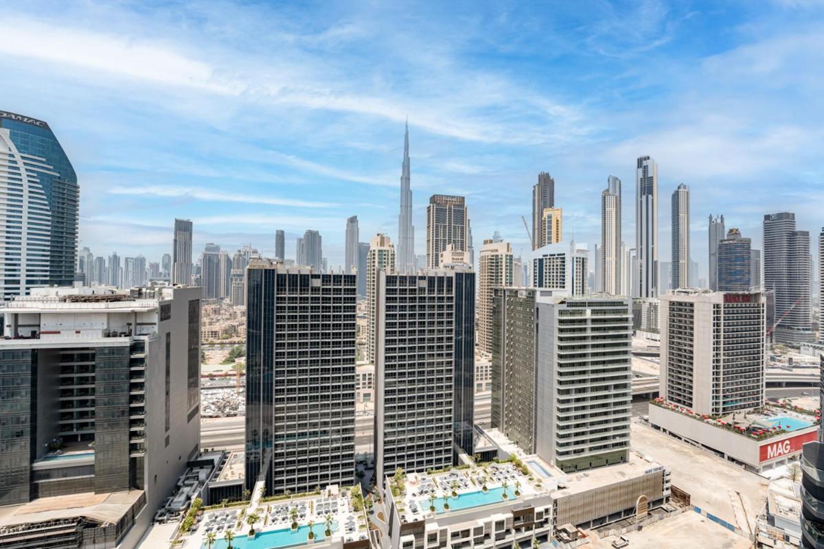 Luxury 1 Bedroom In Reva Business Bay By Pk Holidays * Dubai