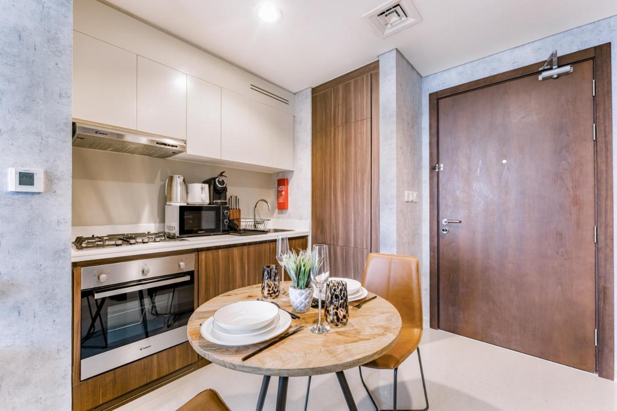 Apartment Luxury 1 Bedroom In Reva Business Bay By Pk Holidays